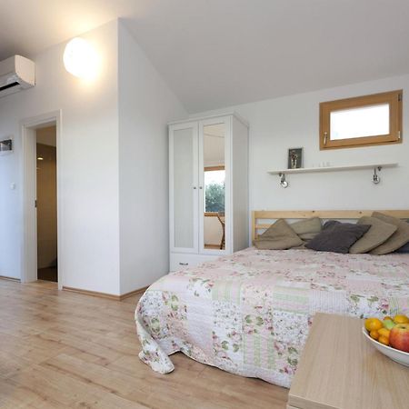 Studio Sea View Borik Ровинь Экстерьер фото